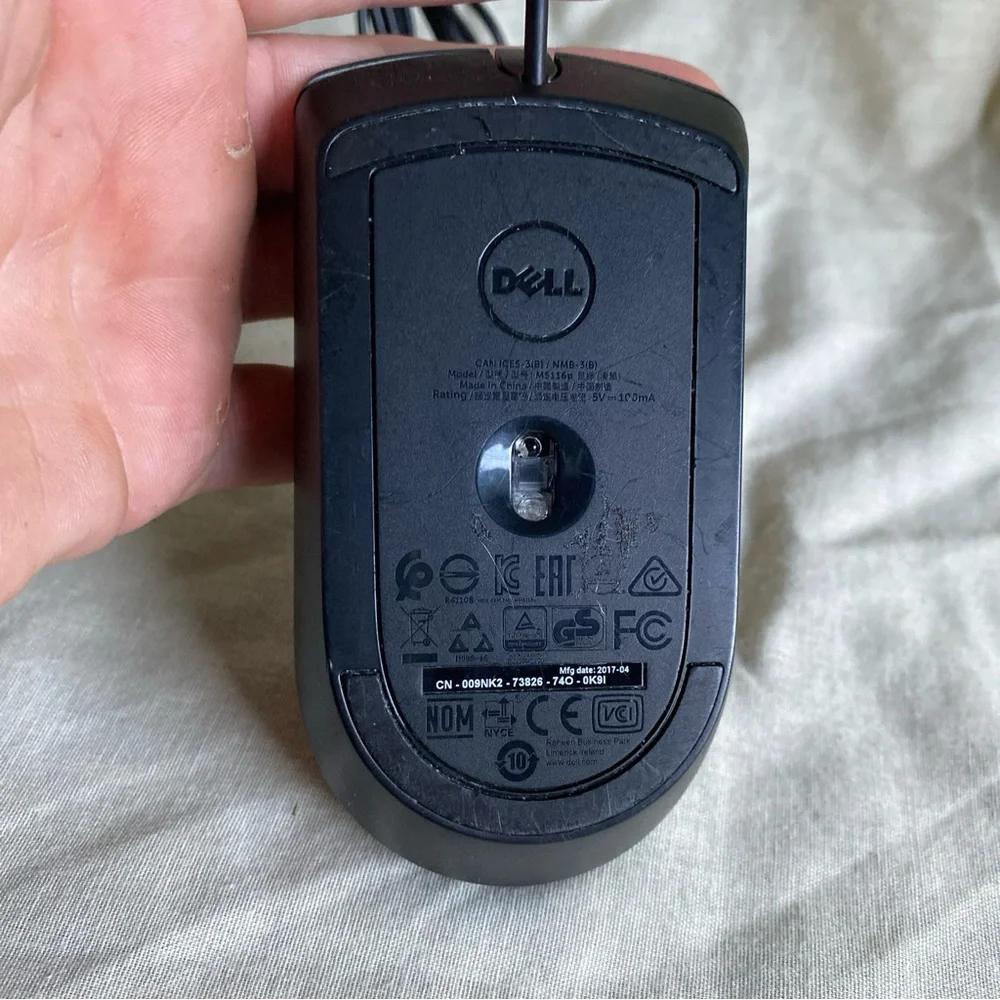 Dell - MS116P - Optical 1000 DPI Scroll Wheel Wired Mouse - Black